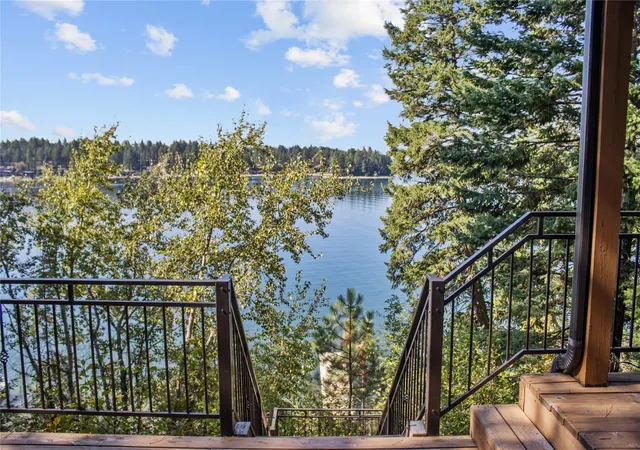 Photo 1 of Single family home for sale at 938 Yeoman Hall Rd, Kalispell, MT 59901 | MLS# 30070410 | Listing updated on 2026-10-19