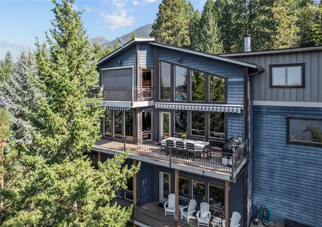 Photo 3 of Single family home for sale at 938 Yeoman Hall Rd, Kalispell, MT 59901 | MLS# 30070410 | Listing updated on 2026-09-14