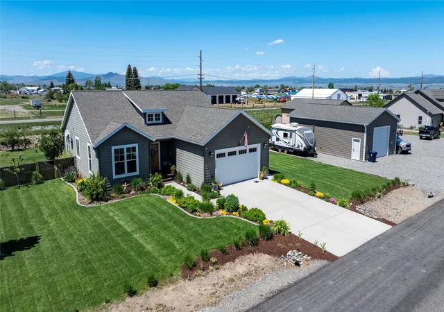 Photo 2 of Single family home for sale at 3708 Juliet Dr, Helena, MT 59602 | MLS# 30070386 | Listing updated on 2026-09-09