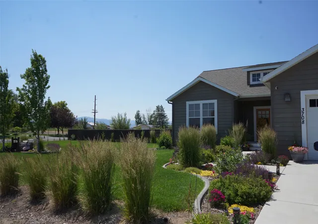 Photo 3 of Single family home for sale at 3708 Juliet Dr, Helena, MT 59602 | MLS# 30070386 | Listing updated on 2026-09-09