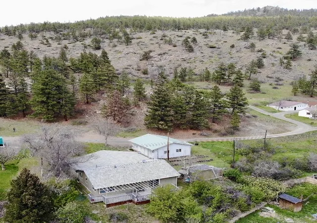 Photo 3 of Single family home for sale at 365 High St, Wolf Creek, MT 59648 | MLS# 30070503 | Listing updated on 2026-09-22