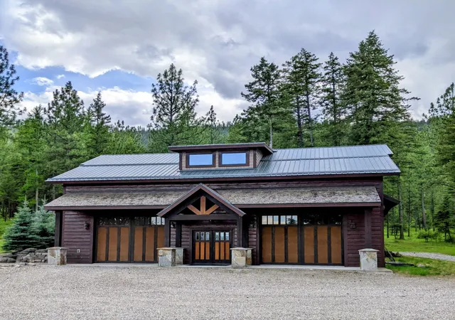 Photo 3 of Mansion for sale at 70 Mountain Rd, Plains, MT 59859 | MLS# 30070733 | Listing updated on 2026-09-23