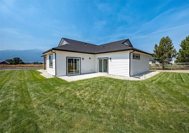 Photo 2 of Single family home for sale at 3576 Cimarron Ln, Stevensville, MT 59870 | MLS# 30070596 | Listing updated on 2026-09-19