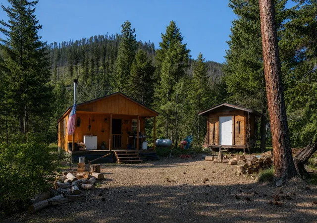 Photo 4 of House for sale at 949 Verde Crk Rd, Superior, MT 59872 | MLS# 30070735 | Listing updated on 2026-08-31