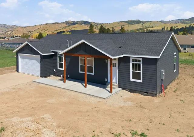 Photo 2 of Single family home for sale at 131 Nicholson Way, Darby, MT 59829 | MLS# 30070783 | Listing updated on 2026-09-12