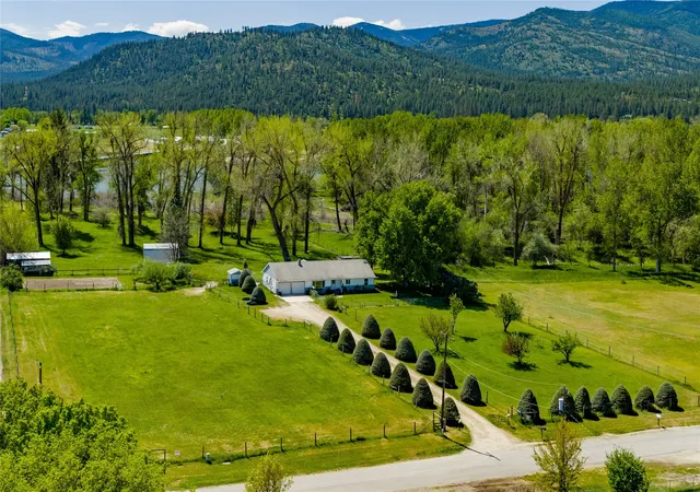 Photo 2 of Single family home for sale at 1003 4th Avenue, Plains, MT 59859 | MLS# 30070336 | Listing updated on 2026-09-04