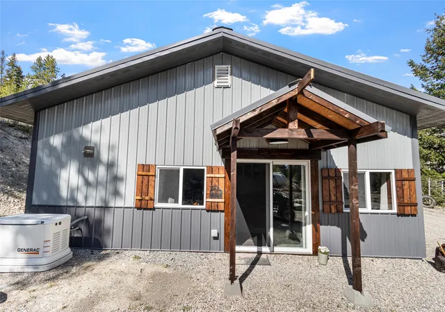 Photo 1 of Single family home for sale at 1500 Hodge Crk Rd, Kila, MT 59920 | MLS# 30070610 | Listing updated on 2026-10-18