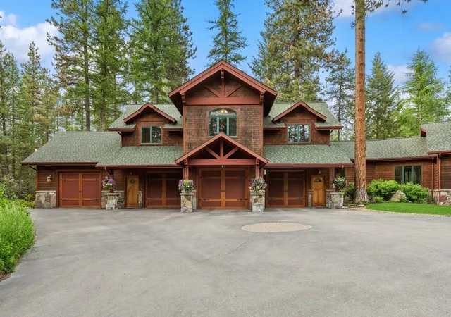 Photo 3 of Single family home for sale at 940 Mccaffery Rd, Bigfork, MT 59911 | MLS# 30071024 | Listing updated on 2026-09-14