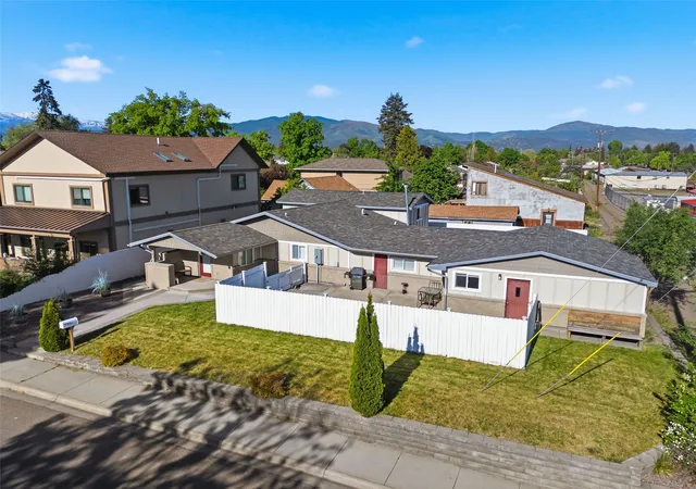 Photo 3 of Single family home for sale at 565 S Johnson St, Missoula, MT 59801 | MLS# 30071080 | Listing updated on 2026-09-12