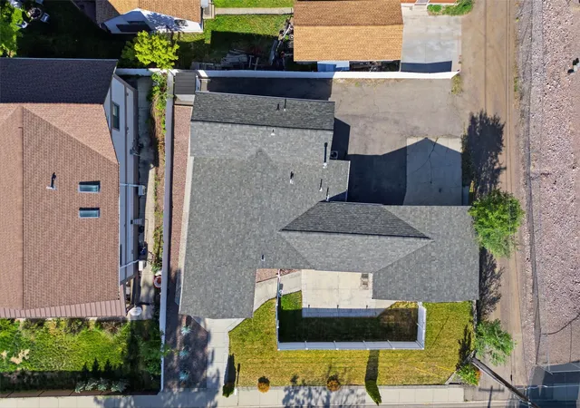 Photo 4 of Single family home for sale at 565 S Johnson St, Missoula, MT 59801 | MLS# 30071080 | Listing updated on 2026-09-12