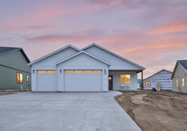 Photo 1 of Single family home for sale at 248 Stirling Loop, East Helena, MT 59635 | MLS# 30070354 | Listing updated on 2026-09-14