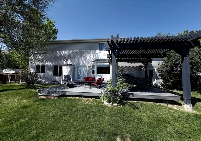 Photo 3 of Single family home for sale at 14 Velva Dr, Kalispell, MT 59901 | MLS# 30071279 | Listing updated on 2026-09-05