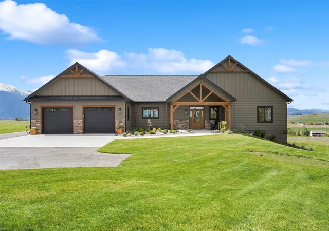 Photo 3 of Single family home for sale at 134 Daylight Dr, Florence, MT 59833 | MLS# 30071354 | Listing updated on 2026-09-03