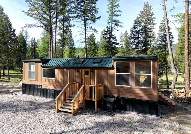 Photo 4 of Single family home for sale at 1782 Truman Crk Rd, Kila, MT 59920 | MLS# 30071282 | Listing updated on 2026-09-06