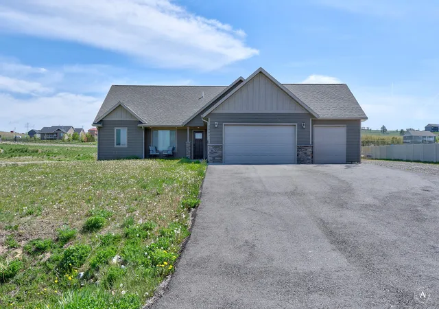 Photo 1 of Single family home for sale at 2997 Ranger Dr, East Helena, MT 59635 | MLS# 30071418 | Listing updated on 2026-09-14