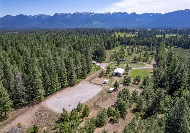 Photo 3 of Single family home for sale at 777 Mt Hwy 83, Bigfork, MT 59911 | MLS# 30071620 | Listing updated on 2026-09-14
