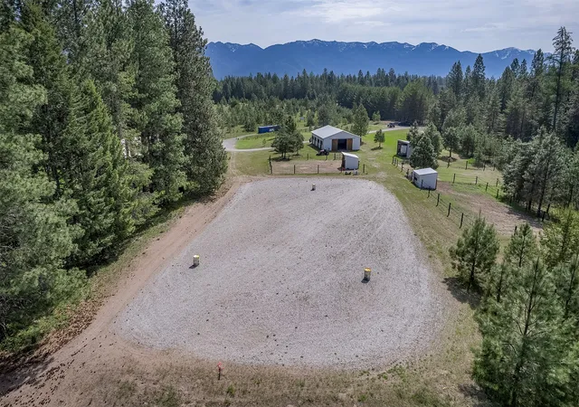 Photo 4 of Single family home for sale at 777 Mt Hwy 83, Bigfork, MT 59911 | MLS# 30071620 | Listing updated on 2026-09-14
