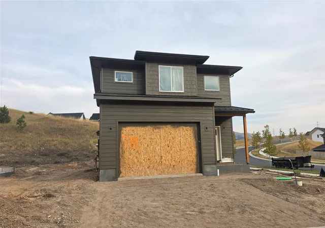 Photo 4 of Single family home for sale at 7196 Shaver Dr, Missoula, MT 59803 | MLS# 30071706 | Listing updated on 2026-09-18
