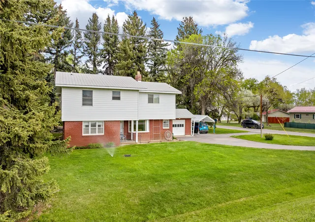 Photo 1 of Single family home for sale at 3103 Central Ave W, Great Falls, MT 59404 | MLS# 30070015 | Listing updated on 2026-08-30