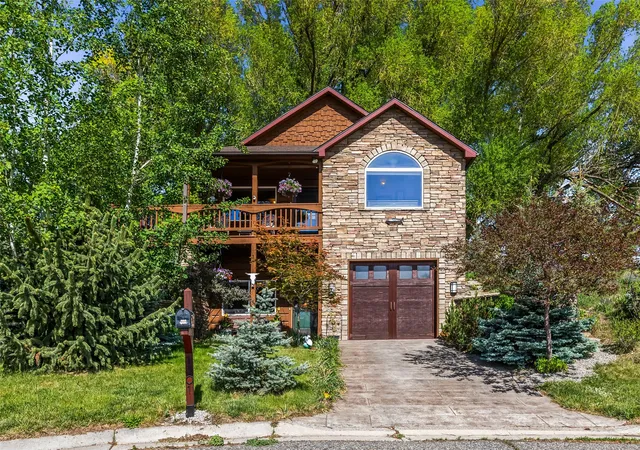 Single family home for sale at 1301 Absaroka Ct, Livingston, MT 59047 | MLS# 30071852