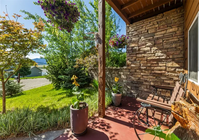 Photo 3 of Single family home for sale at 1301 Absaroka Ct, Livingston, MT 59047 | MLS# 30071852 | Listing updated on 2026-09-09