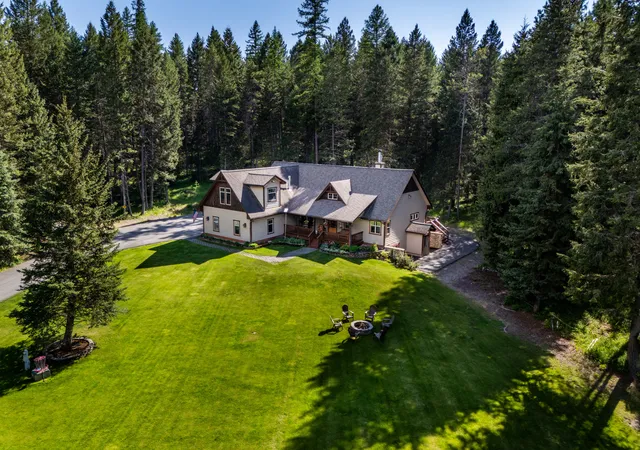 Photo 3 of Single family home for sale at 111 Wagon Wheel Rd, Whitefish, MT 59937 | MLS# 30071974 | Listing updated on 2026-09-08