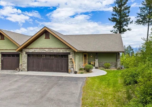 Photo 2 of Condo for sale at 354 Jib Ln, Lakeside, MT 59922 | MLS# 30070245 | Listing updated on 2026-09-05