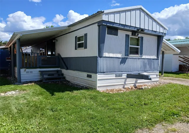 Photo 2 of Single family home for sale at 50523 Us Hwy 93 #Space 7, Polson, MT 59860 | MLS# 30071603 | Listing updated on 2026-09-15