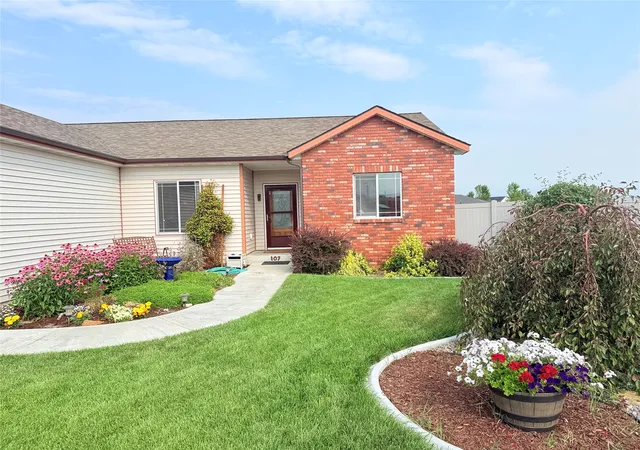 Photo 3 of Single family home for sale at 107 Winners Way, Hamilton, MT 59840 | MLS# 30072310 | Listing updated on 2026-09-14