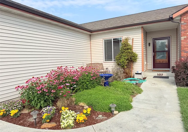 Photo 4 of Single family home for sale at 107 Winners Way, Hamilton, MT 59840 | MLS# 30072310 | Listing updated on 2026-09-14
