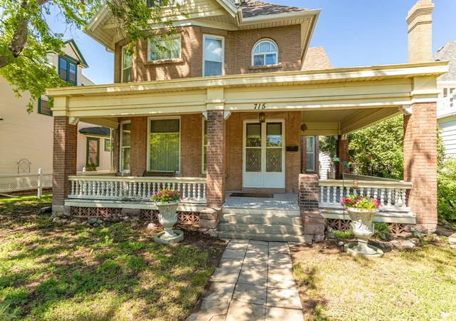 Photo 3 of Single family home for sale at 715 4th Avenue N, Great Falls, MT 59401 | MLS# 30072409 | Listing updated on 2026-09-06