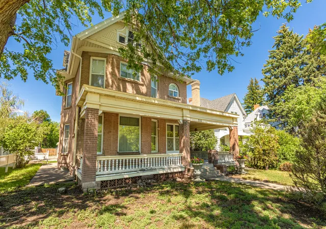 Photo 3 of Single family home for sale at 715 4th Avenue N, Great Falls, MT 59401 | MLS# 30072409 | Listing updated on 2026-10-06