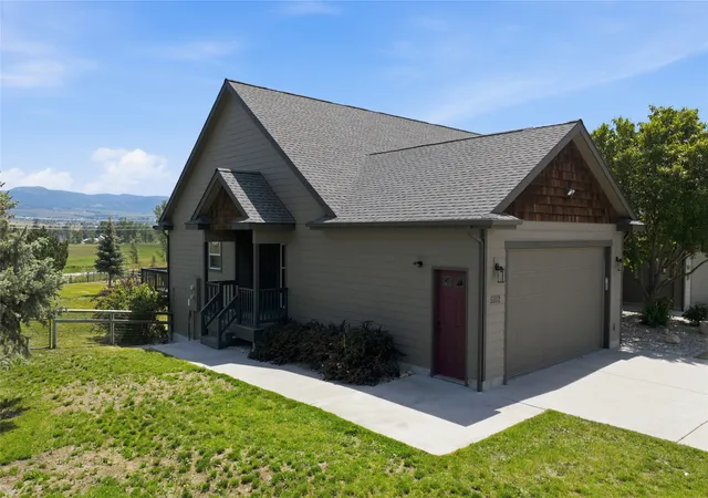 Photo 2 of Townhouse for sale at 5872 Cyn Vista Dr, Florence, MT 59833 | MLS# 30072417 | Listing updated on 2026-09-11