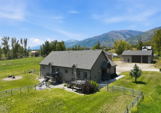 Photo 3 of Townhouse for sale at 5872 Cyn Vista Dr, Florence, MT 59833 | MLS# 30072417 | Listing updated on 2026-09-11