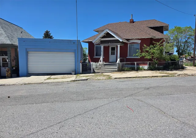Photo 1 of Single family home for sale at 901 Delaware Ave, Butte, MT 59701 | MLS# 30072448 | Listing updated on 2026-09-21