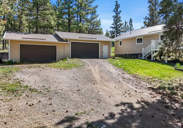 Photo 3 of Multi family home for sale at 6155 Scott Ln, Helena, MT 59602 | MLS# 30072480 | Listing updated on 2026-09-03