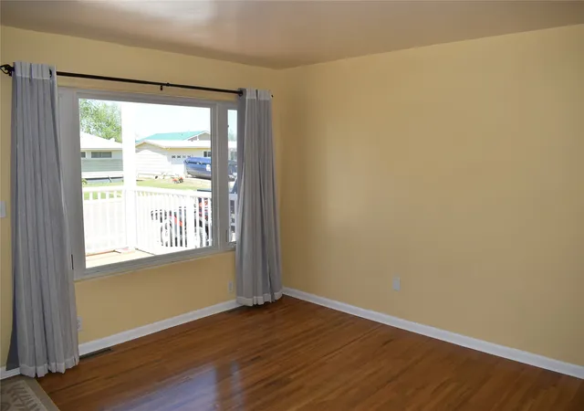 Photo 2 of Single family home for sale at 908 Turner Ave, Shelby, MT 59474 | MLS# 30072519 | Listing updated on 2026-09-23