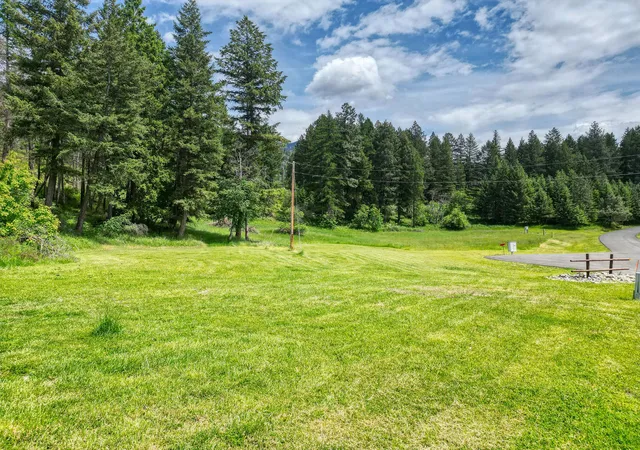Photo 1 of Land for sale at 861 Yeoman Hall Rd, Kalispell, MT 59901 | MLS# 30072596 | Listing updated on 2026-09-16