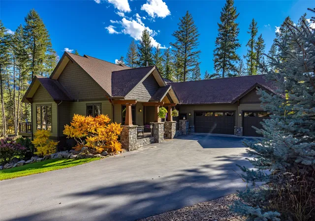 Single family home for sale at 10 Wood Ridge Dr, Columbia Falls, MT 59912 | MLS# 30072587