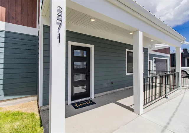 Photo 2 of Single family home for sale at 271 W Gold St, Butte, MT 59701 | MLS# 30072800 | Listing updated on 2026-09-14