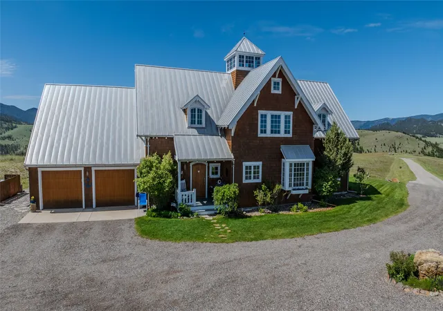 Photo 3 of Single family home for sale at 5325 Elk Ridge Rd, Helena, MT 59601 | MLS# 30072726 | Listing updated on 2026-09-14