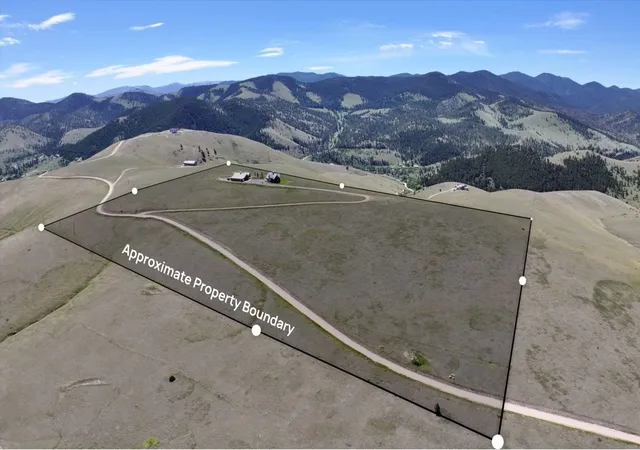 Photo 3 of Single family home for sale at 5325 Elk Ridge Rd, Helena, MT 59601 | MLS# 30072726 | Listing updated on 2026-09-14