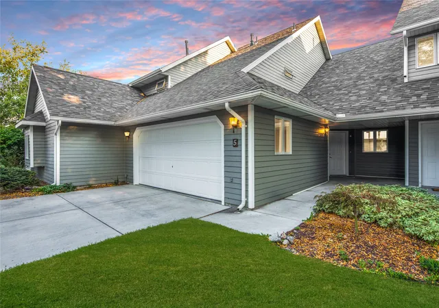 Photo 1 of Townhouse for sale at 5 Cheyenne Trl, Hamilton, MT 59840 | MLS# 30073168 | Listing updated on 2026-09-14