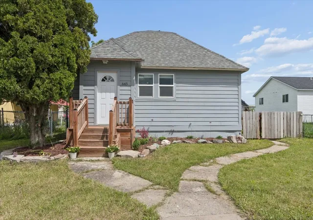 Photo 1 of Single family home for sale at 645 S Meridian Rd, Kalispell, MT 59901 | MLS# 30072467 | Listing updated on 2026-10-05