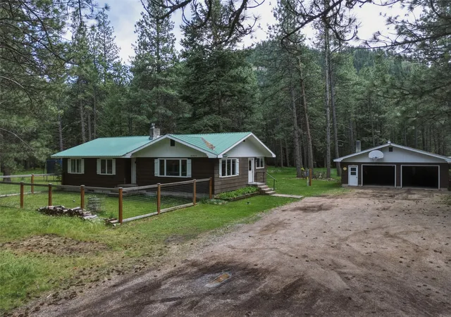Photo 1 of Multi family home for sale at 18225 Violet Ln, Bonner, MT 59823 | MLS# 30073306 | Listing updated on 2026-09-23