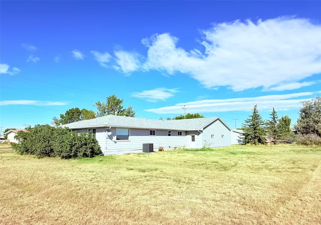 Photo 3 of Single family home for sale at 608 1st Street, Hingham, MT 59528 | MLS# 30073295 | Listing updated on 2026-09-11