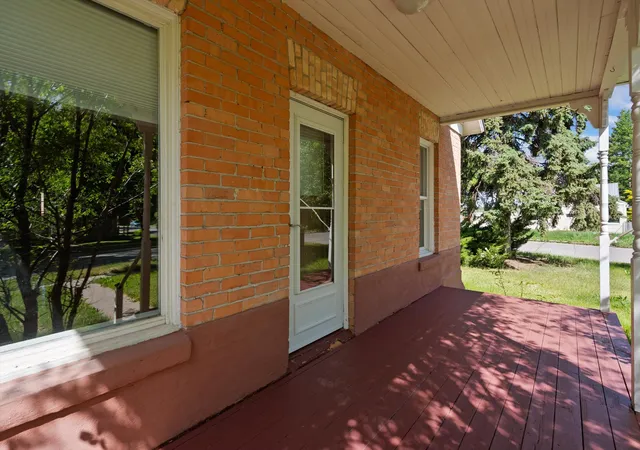 Photo 3 of Single family home for sale at 806 7th Avenue W, Kalispell, MT 59901 | MLS# 30069350 | Listing updated on 2026-09-22