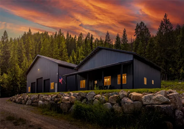 Photo 2 of Single family home for sale at 184 Longrider Ln, Lakeside, MT 59922 | MLS# 30073269 | Listing updated on 2026-09-10