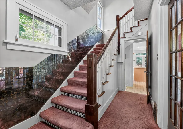 Photo 2 of Single family home for sale at 3021 2nd Avenue N, Great Falls, MT 59401 | MLS# 30073171 | Listing updated on 2026-09-03