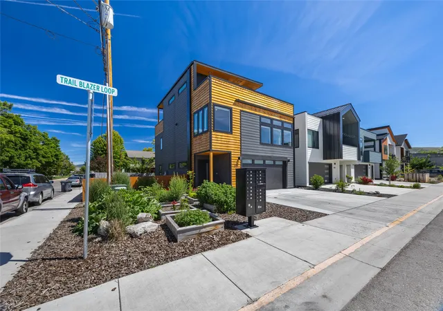 Photo 2 of Townhouse for sale at 310 Trl Blazer Loop, Missoula, MT 59801 | MLS# 30073509 | Listing updated on 2026-09-16